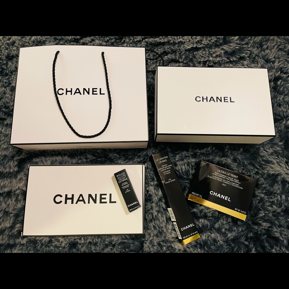 Chanel boxes set
